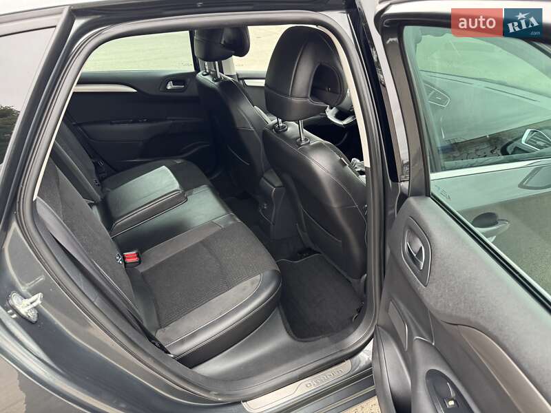 Хэтчбек Citroen C4 2010 в Луцке фото 27 Хэтчбек Citroen C4 2010 в Луцке