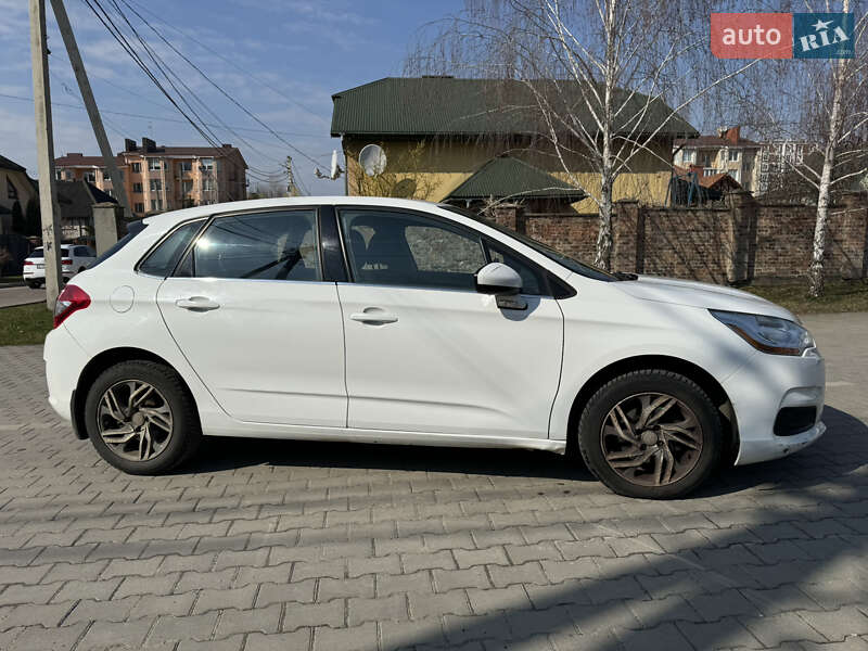 Седан Citroen C4 2013 в Луцке
