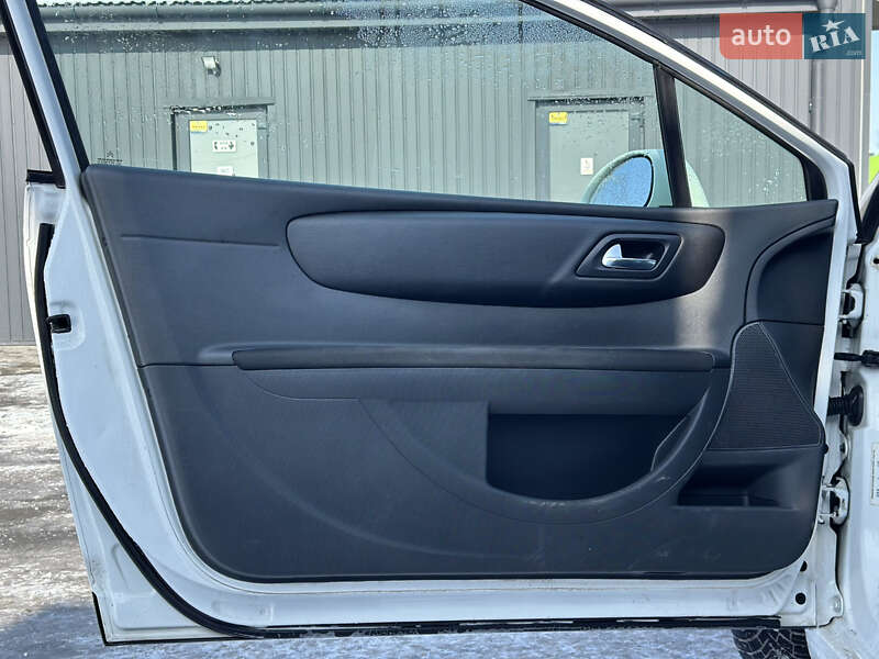 Купе Citroen C4 2006 в Тернополе фото 12 Купе Citroen C4 2006 в Тернополе