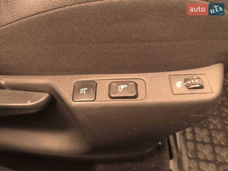 Хэтчбек Citroen C4 2012 в Выгоде фото 7 Хэтчбек Citroen C4 2012 в Выгоде