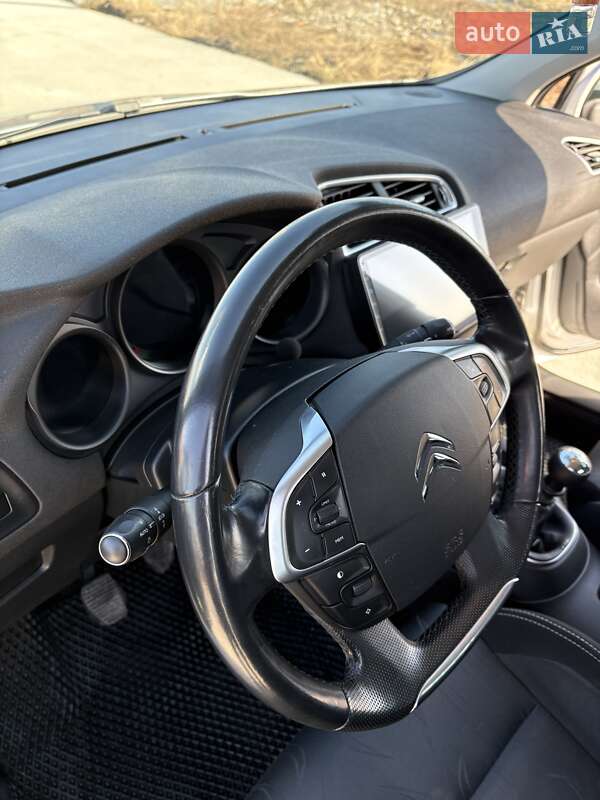 Хетчбек Citroen C4 2011 в Львові