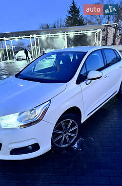 Хэтчбек Citroen C4 2012 в Березане