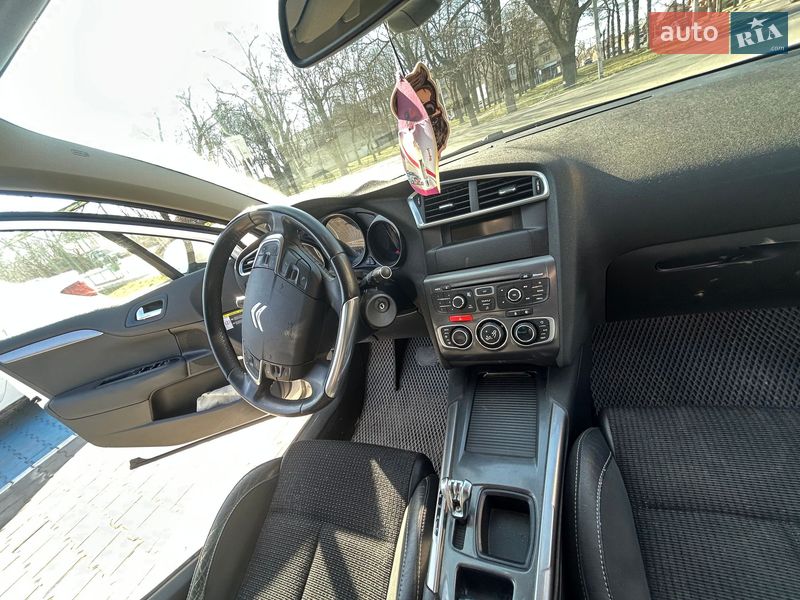 Седан Citroen C4 2013 в Ізмаїлі