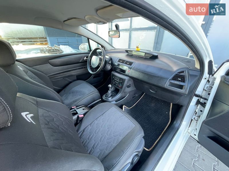 Купе Citroen C4 2006 в Тернополі