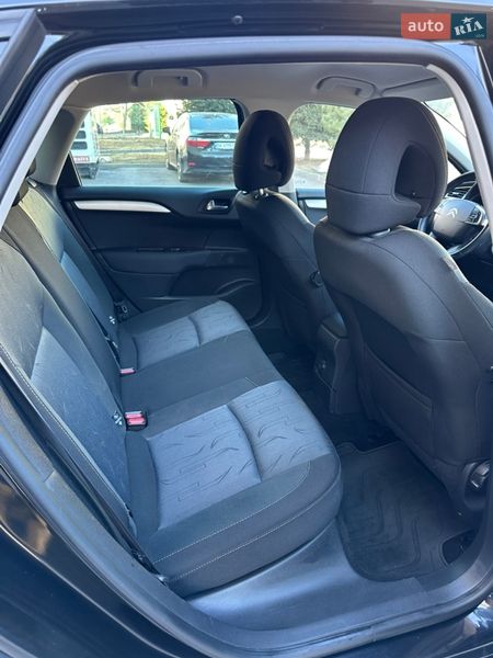 Хэтчбек Citroen C4 2012 в Ровно