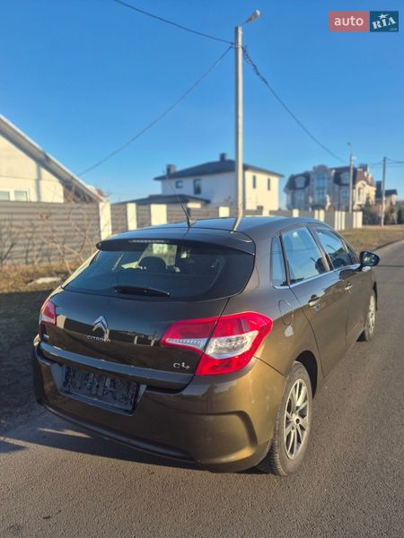 Хэтчбек Citroen C4 2014 в Киеве
