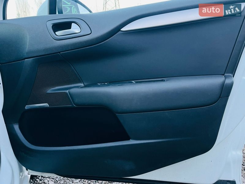 Хэтчбек Citroen C4 2012 в Харькове фото 21 Хэтчбек Citroen C4 2012 в Харькове