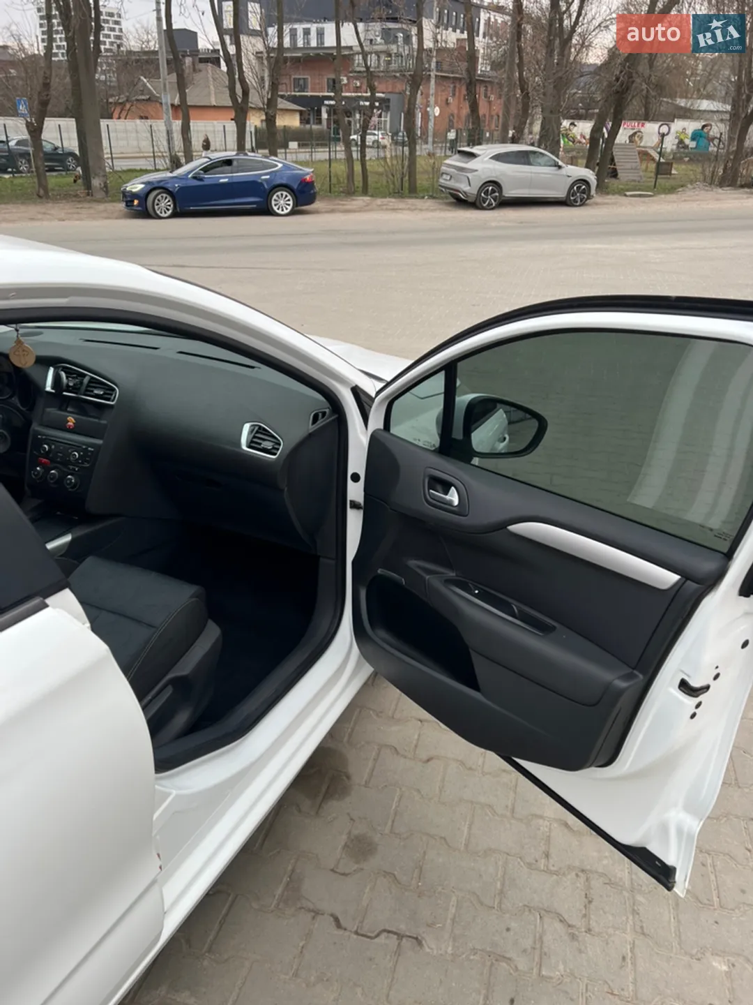2011 Citroen C4 - мініатюра 31