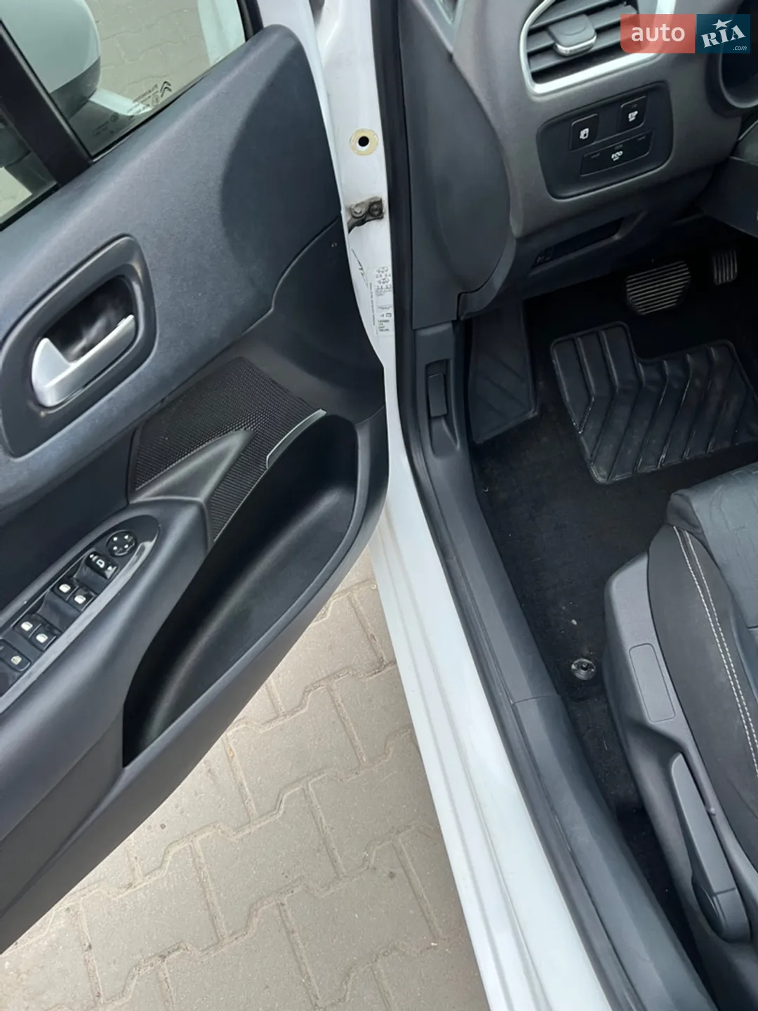 2011 Citroen C4 - мініатюра 40