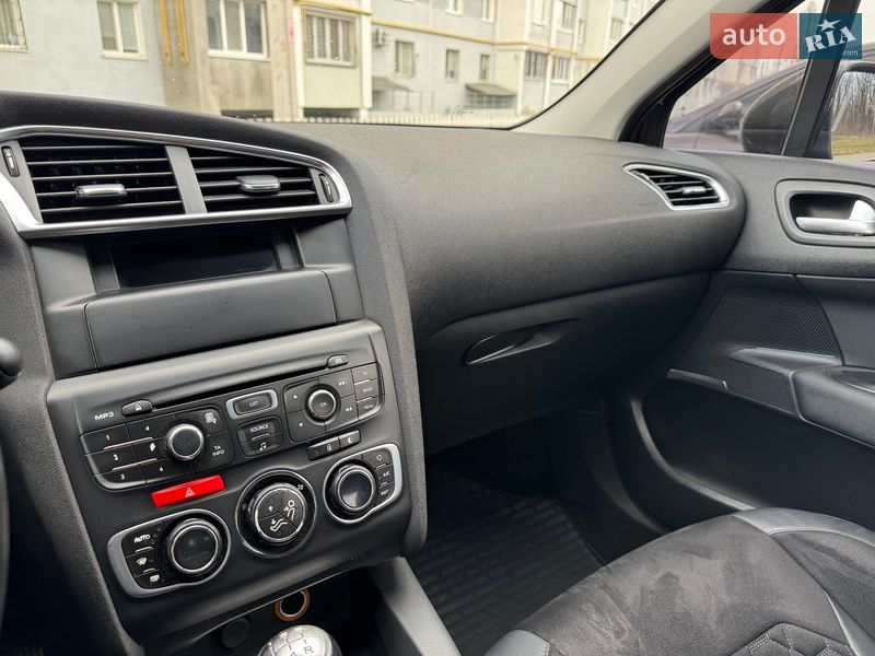 Хэтчбек Citroen C4 2013 в Харькове