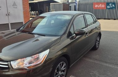 Хэтчбек Citroen C4 2014 в Киеве