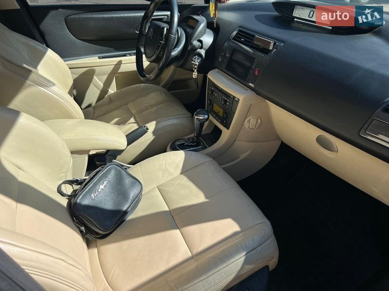 Хэтчбек Citroen C4 2005 в Киеве фото 20 Хэтчбек Citroen C4 2005 в Киеве