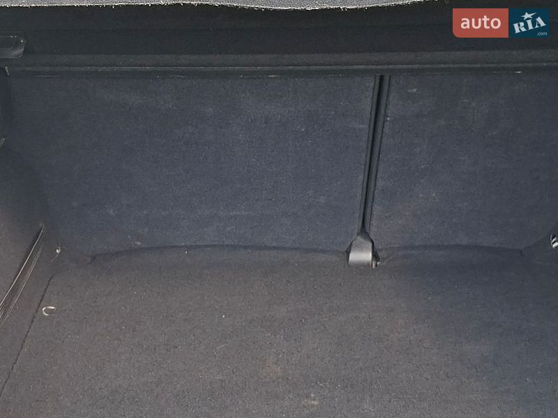 Хетчбек Citroen C4 2013 в Львові фото 17 Хетчбек Citroen C4 2013 в Львові