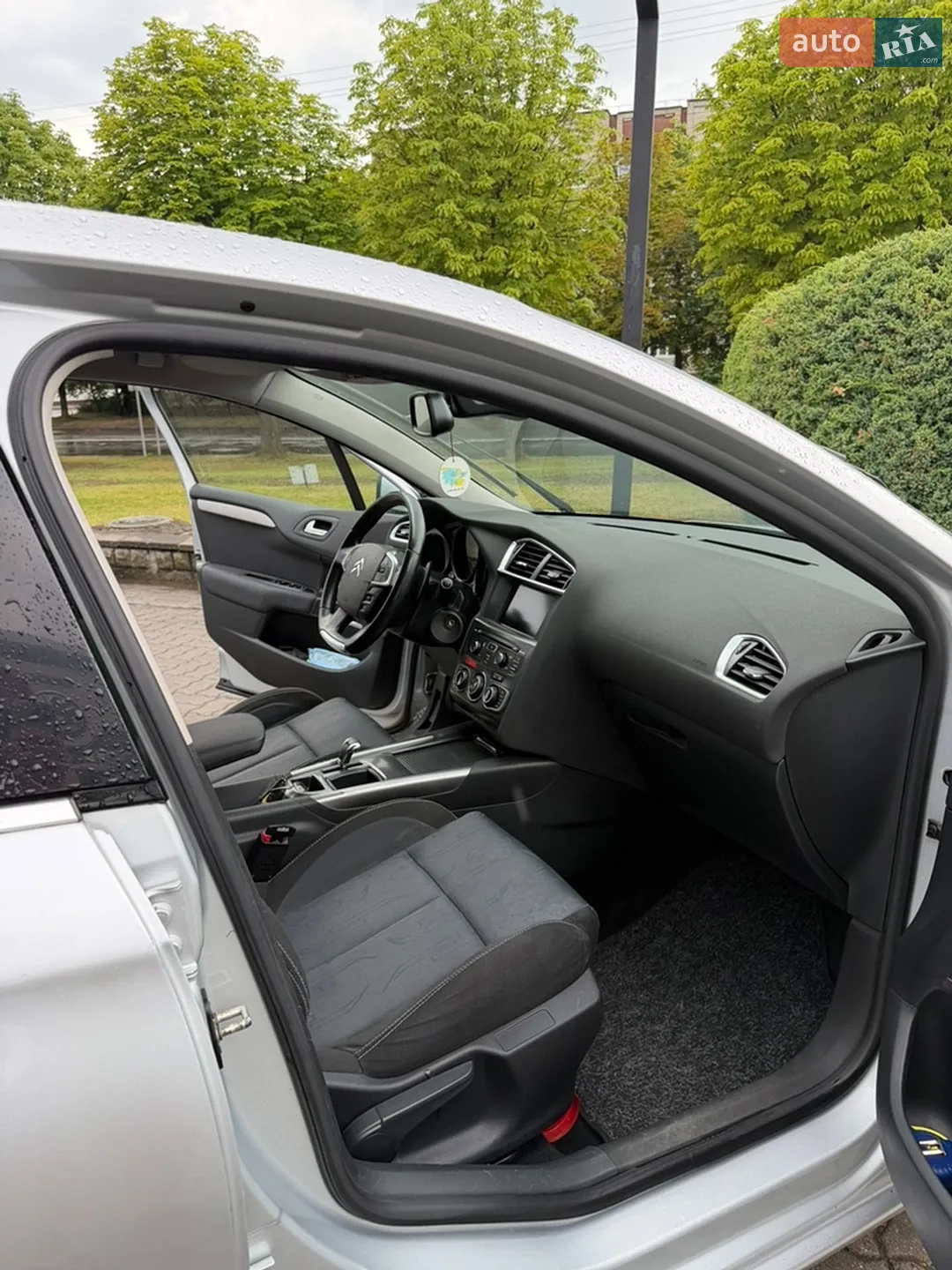 2011 Citroen C4 - мініатюра 18