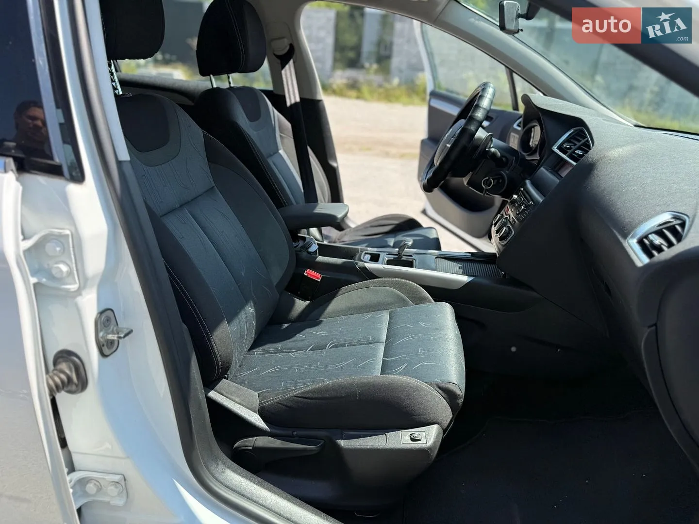 2012 Citroen C4 - мініатюра 26