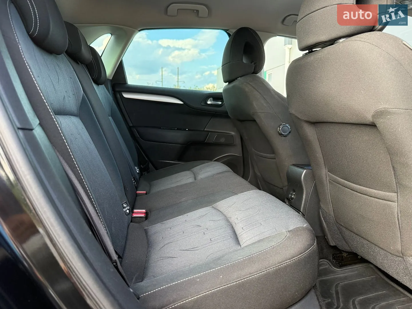 2011 Citroen C4 - мініатюра 27