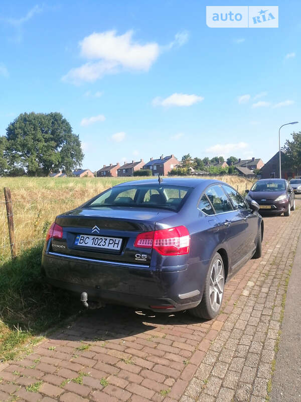 Седан Citroen C5 2010 в Городку