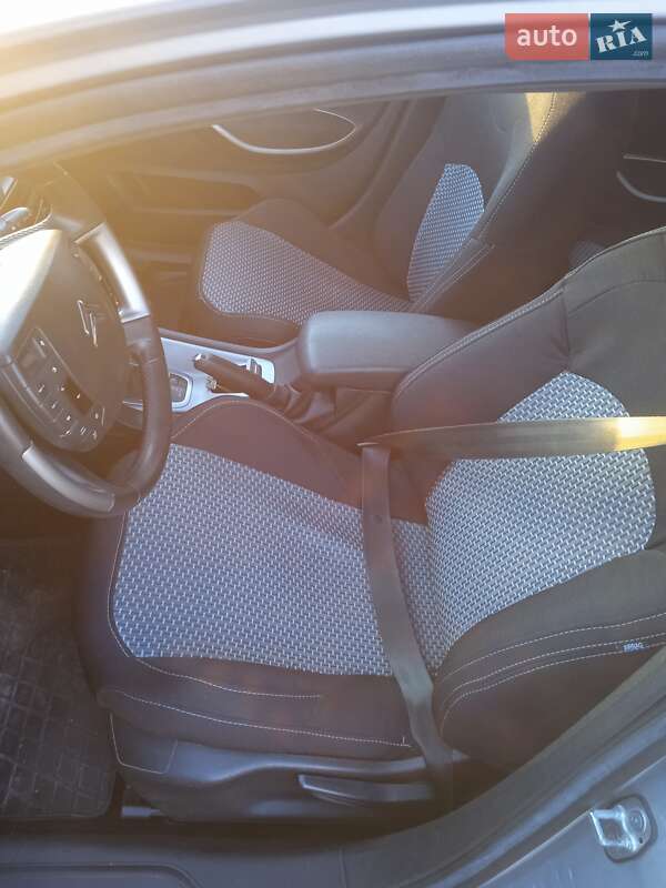 Универсал Citroen C5 2010 в Коростене