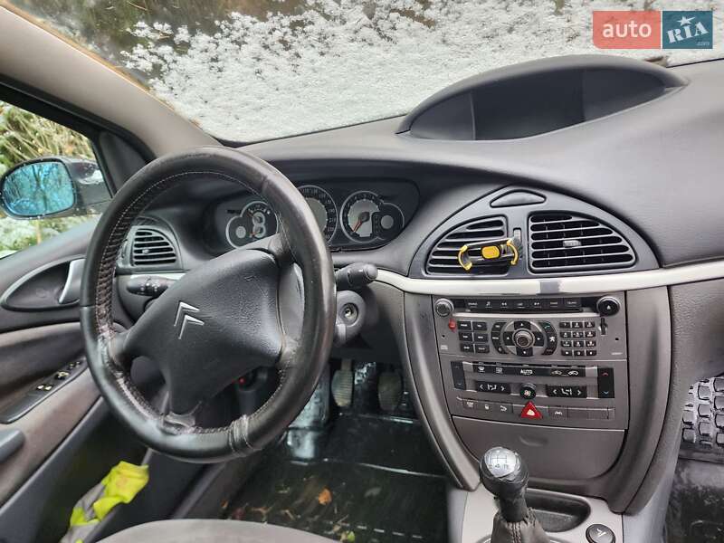 Седан Citroen C5 2007 в Городке