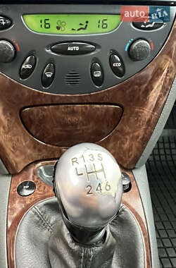 Седан Citroen C5 2002 в 