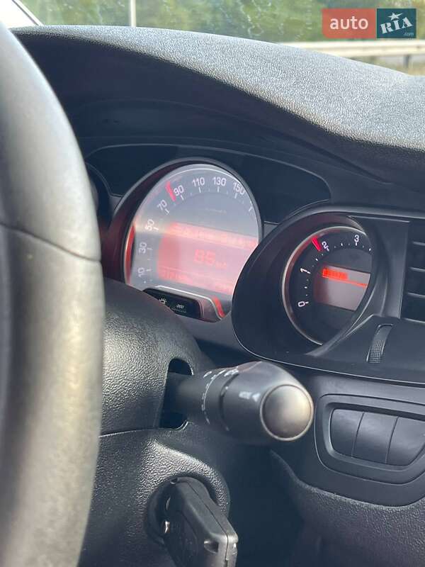 Седан Citroen C5 2012 в Днепре