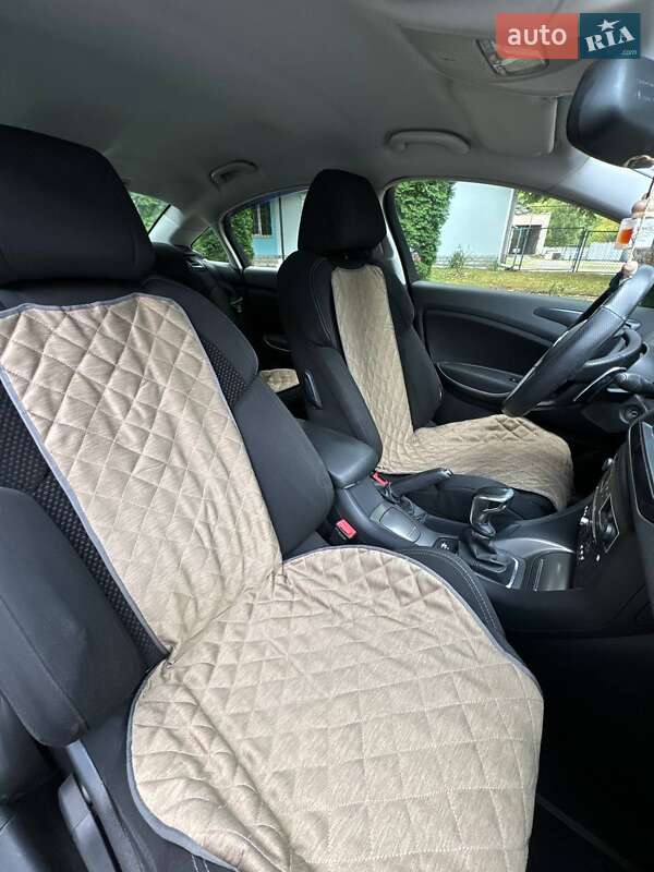 Седан Citroen C5 2010 в Кореці