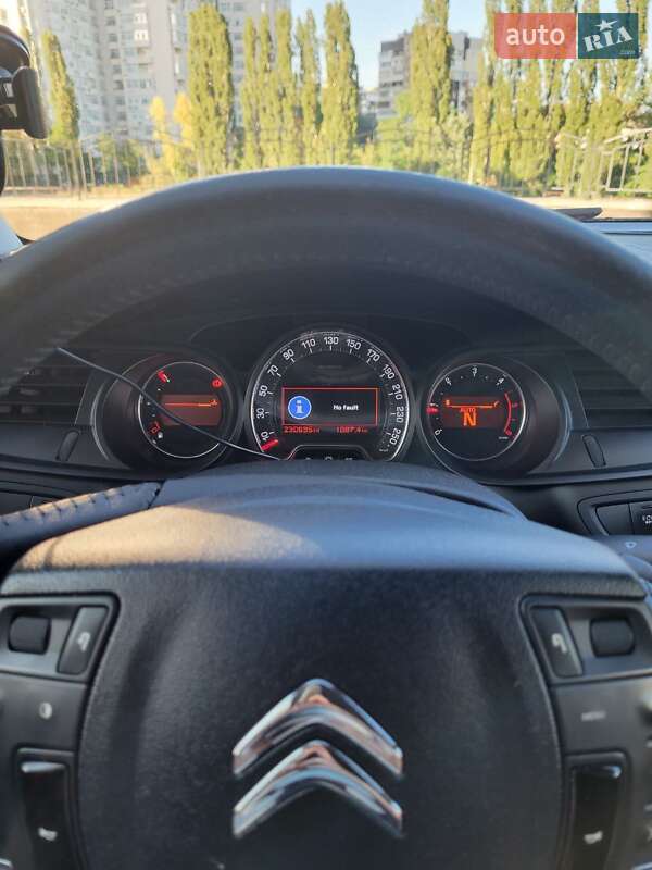 Седан Citroen C5 2014 в Киеве фото 23 Седан Citroen C5 2014 в Киеве