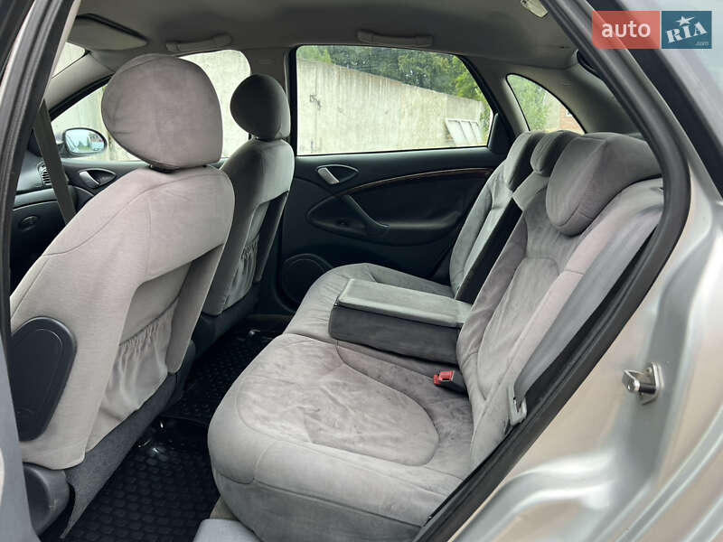 Седан Citroen C5 2002 в Дрогобыче