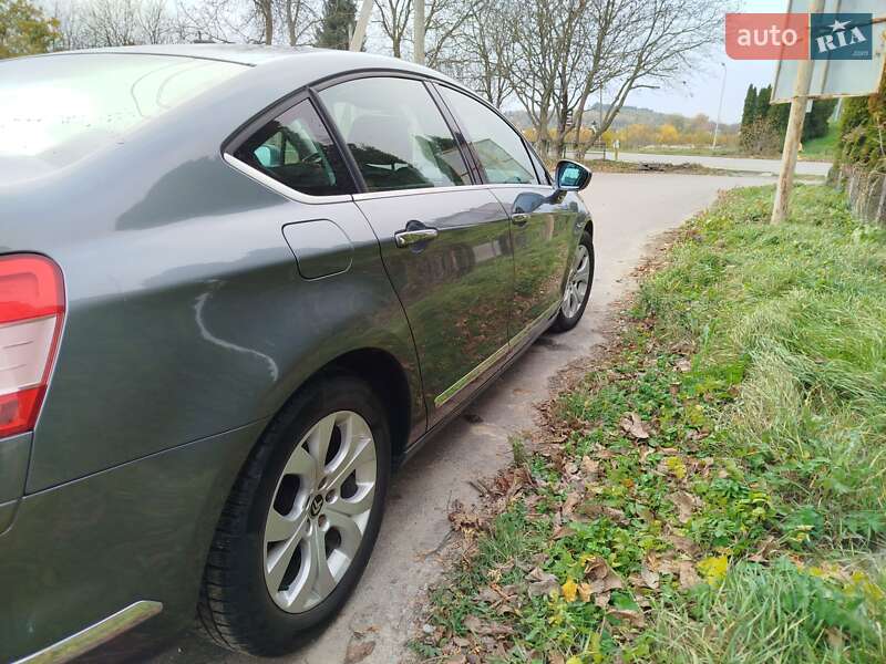 Седан Citroen C5 2009 в Почаеве