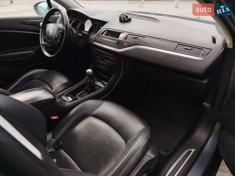 Седан Citroen C5 2009 в Почаеве