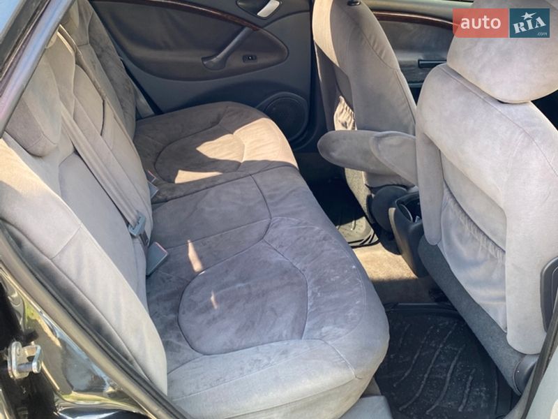 Седан Citroen C5 2003 в Нововолинську