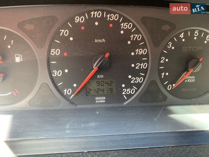 Седан Citroen C5 2003 в Нововолинську