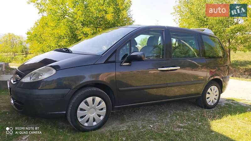 Универсал Citroen C8 2004 в Тячеве