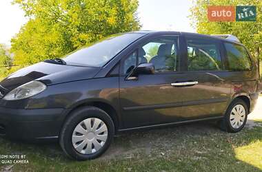 Универсал Citroen C8 2004 в Тячеве