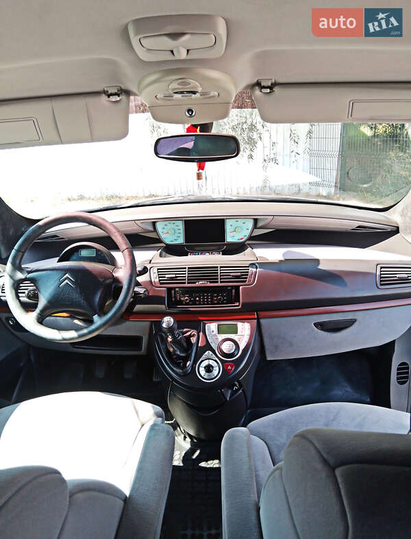 Минивэн Citroen C8 2004 в Ужгороде