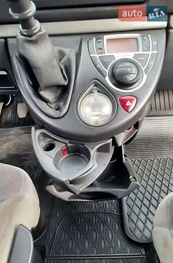 Минивэн Citroen C8 2006 в 