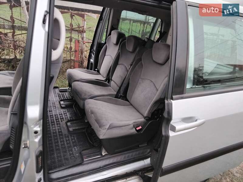 Минивэн Citroen C8 2005 в Сарнах