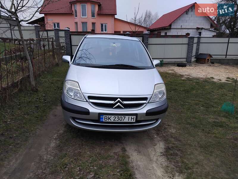 Минивэн Citroen C8 2005 в Сарнах