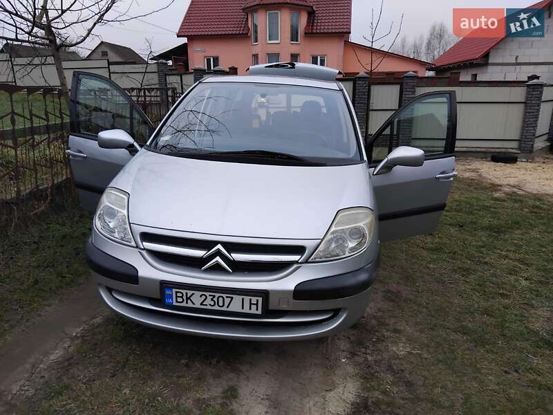 Минивэн Citroen C8 2005 в Сарнах