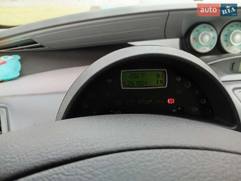 Минивэн Citroen C8 2005 в Мироновке