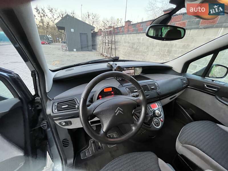 Минивэн Citroen C8 2009 в Ровно