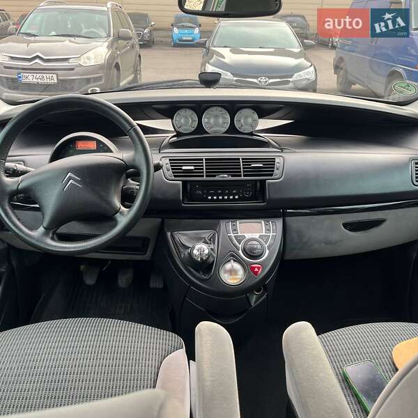 Минивэн Citroen C8 2011 в Ровно