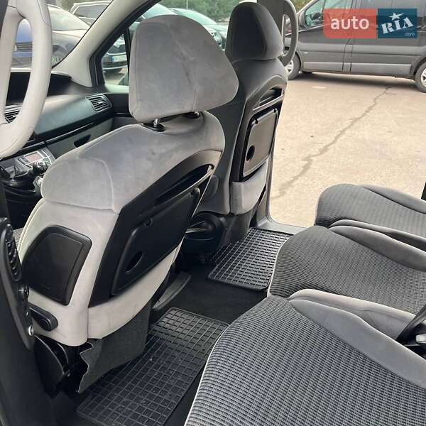 Минивэн Citroen C8 2011 в Ровно