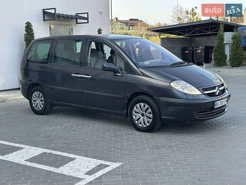 Мінівен Citroen C8 2003 в Рівному