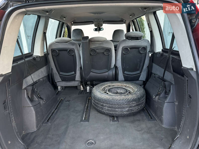 Мінівен Citroen C8 2003 в Рівному