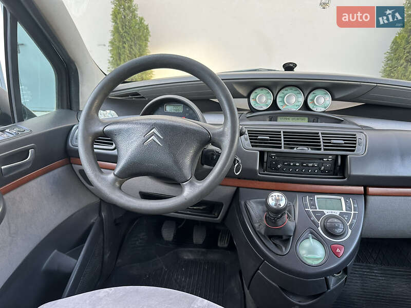 Мінівен Citroen C8 2003 в Рівному