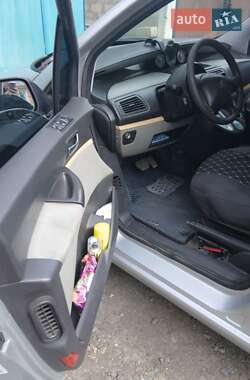 Минивэн Citroen C8 2005 в 