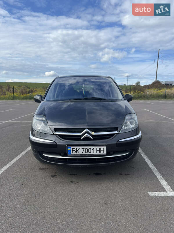 Минивэн Citroen C8 2013 в Ровно