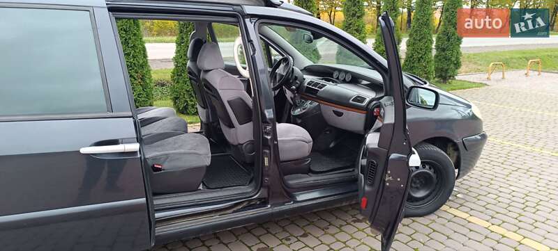 Минивэн Citroen C8 2003 в Ивано-Франковске