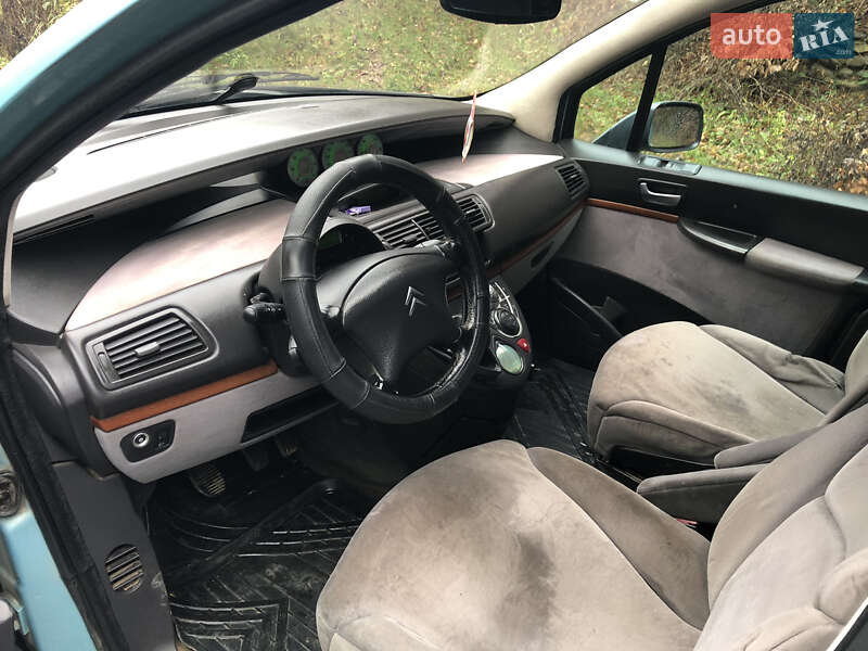 Мінівен Citroen C8 2002 в Тячеві